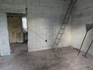 Terreno con mejoras