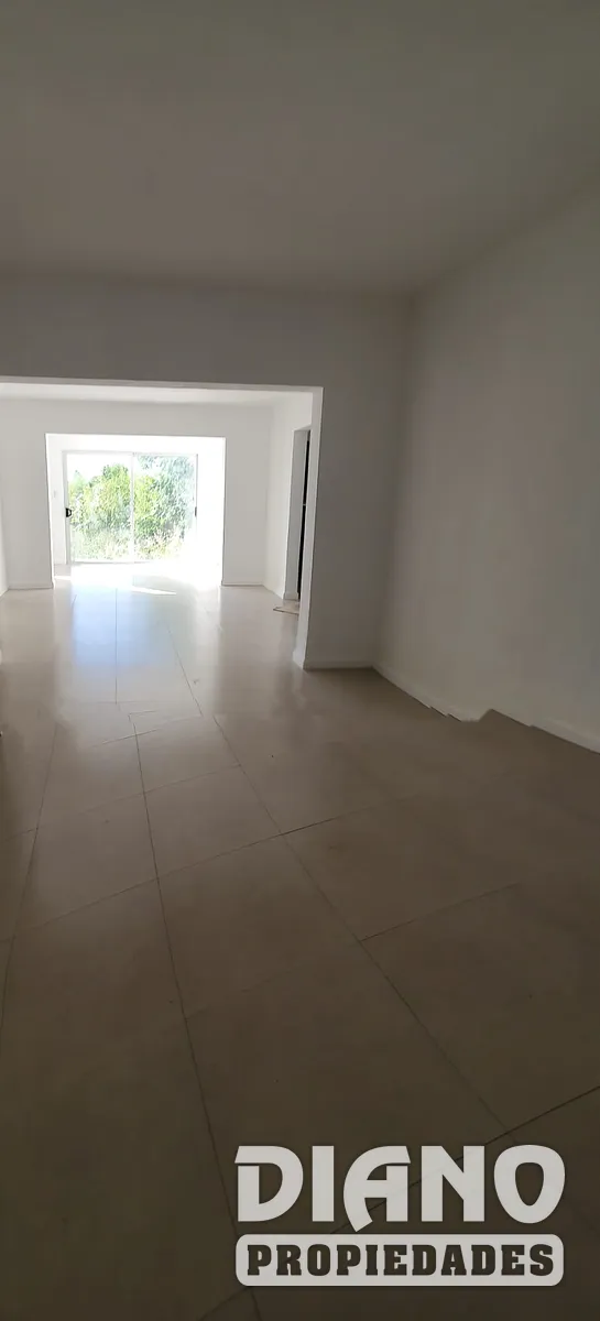 Casa reciclada a nuevo, generando renta.