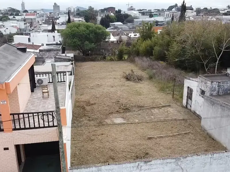 Terreno a pocas cuadras de plaza principal