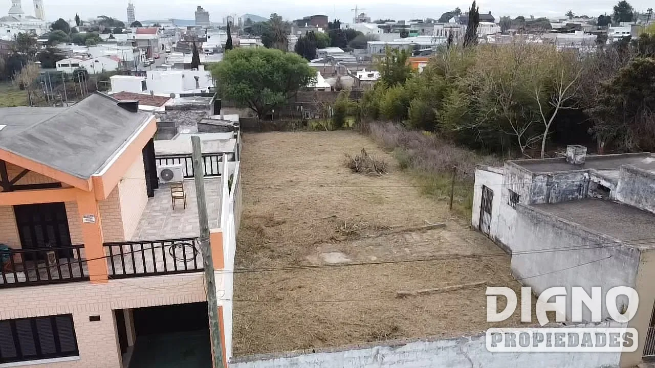 Terreno a pocas cuadras de plaza principal