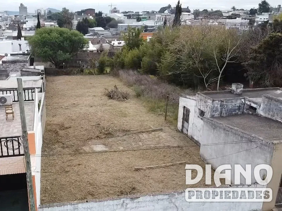 Terreno a pocas cuadras de plaza principal