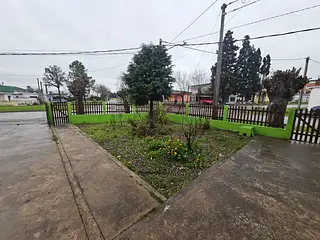 Estación, hermosa casa, pronta para entrar