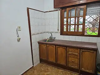 Estación, hermosa casa, pronta para entrar