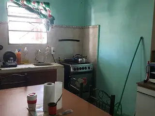 Las Delicias, excelente casa