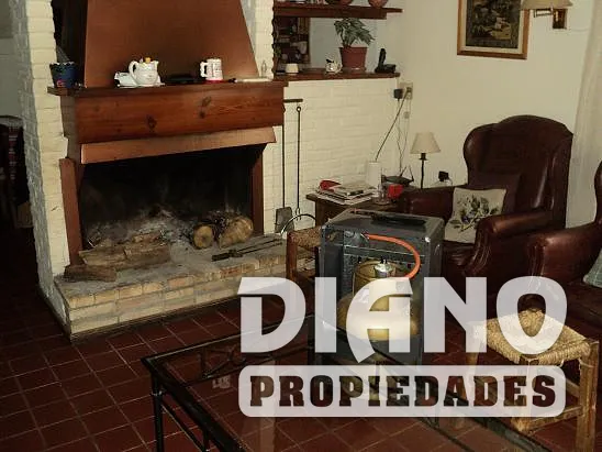 Pleno centro, excelente casa en 2 plantas