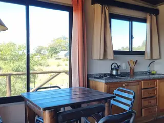 Maguapé & Batú, Villa Serrana