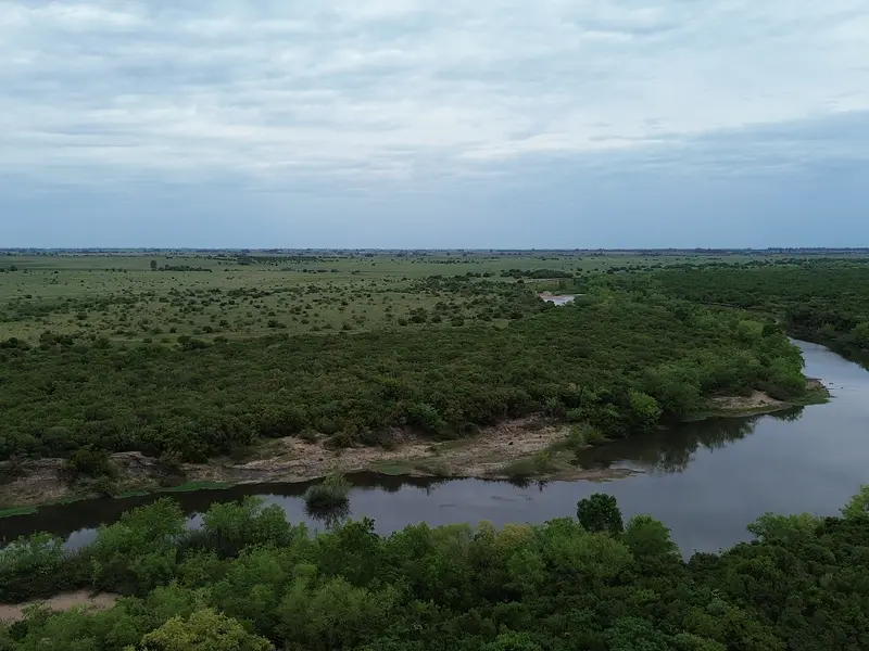 Excelente Campo, Río Santa Lucía