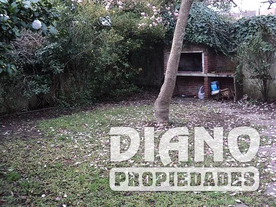 Pleno centro, excelente casa en 2 plantas