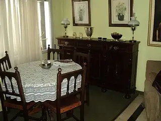 Pleno centro, excelente casa en 2 plantas