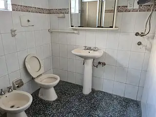Casa céntrica frente a UTEC