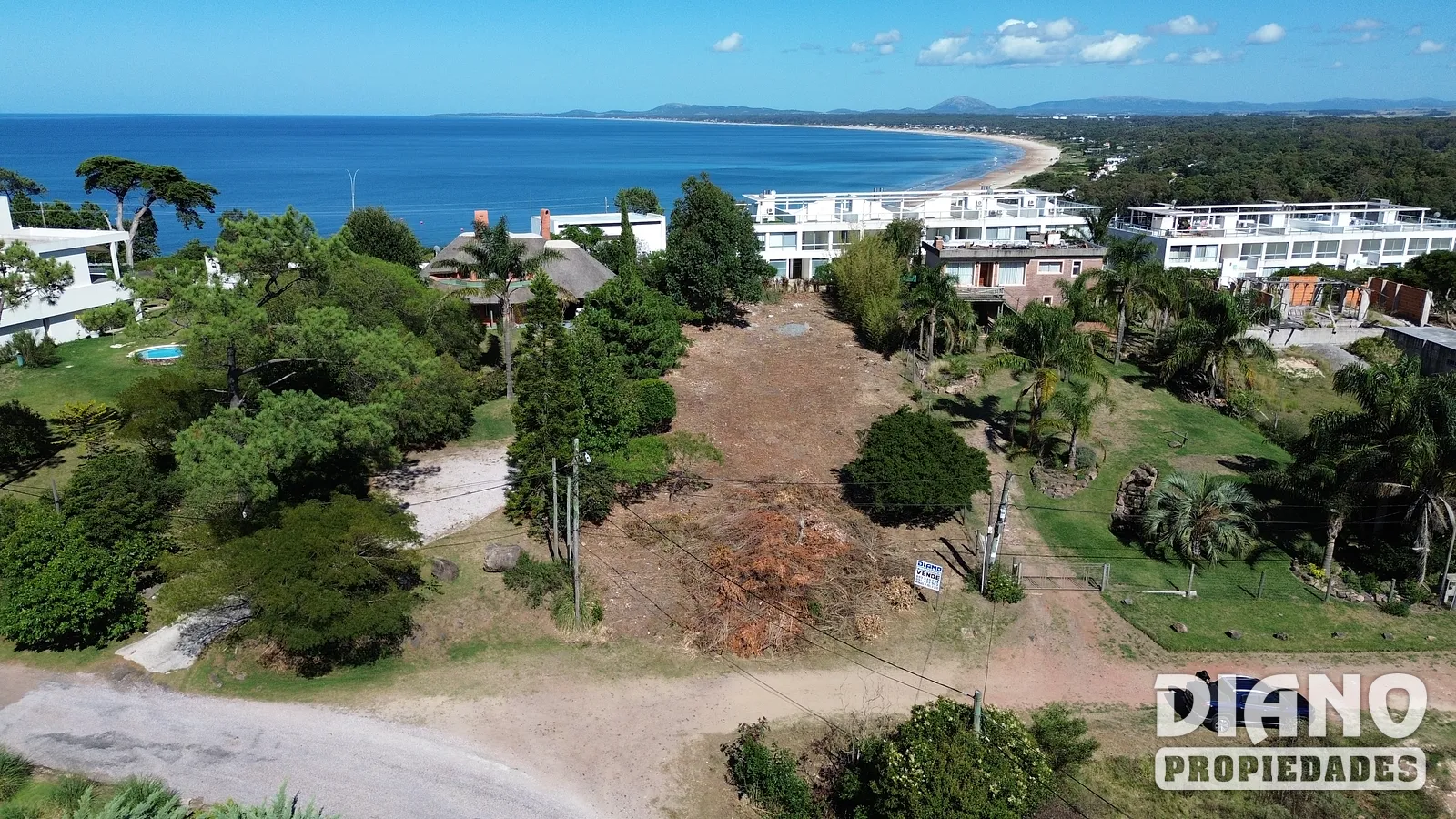 Punta Ballena, amplio terreno