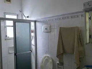 Excelente y amplia casa con fondo excepcional