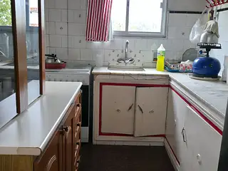 Excelente y amplia casa con fondo excepcional
