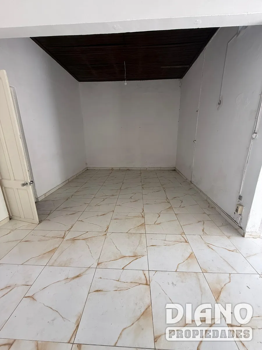 A pocas cuadras del centro