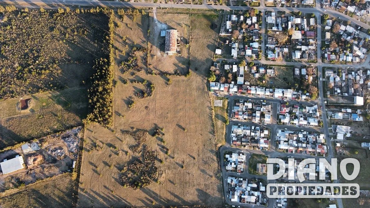 Gran Predio Urbano, 7 hectáreas, ideal Logística e industria. Minas, Lavalleja