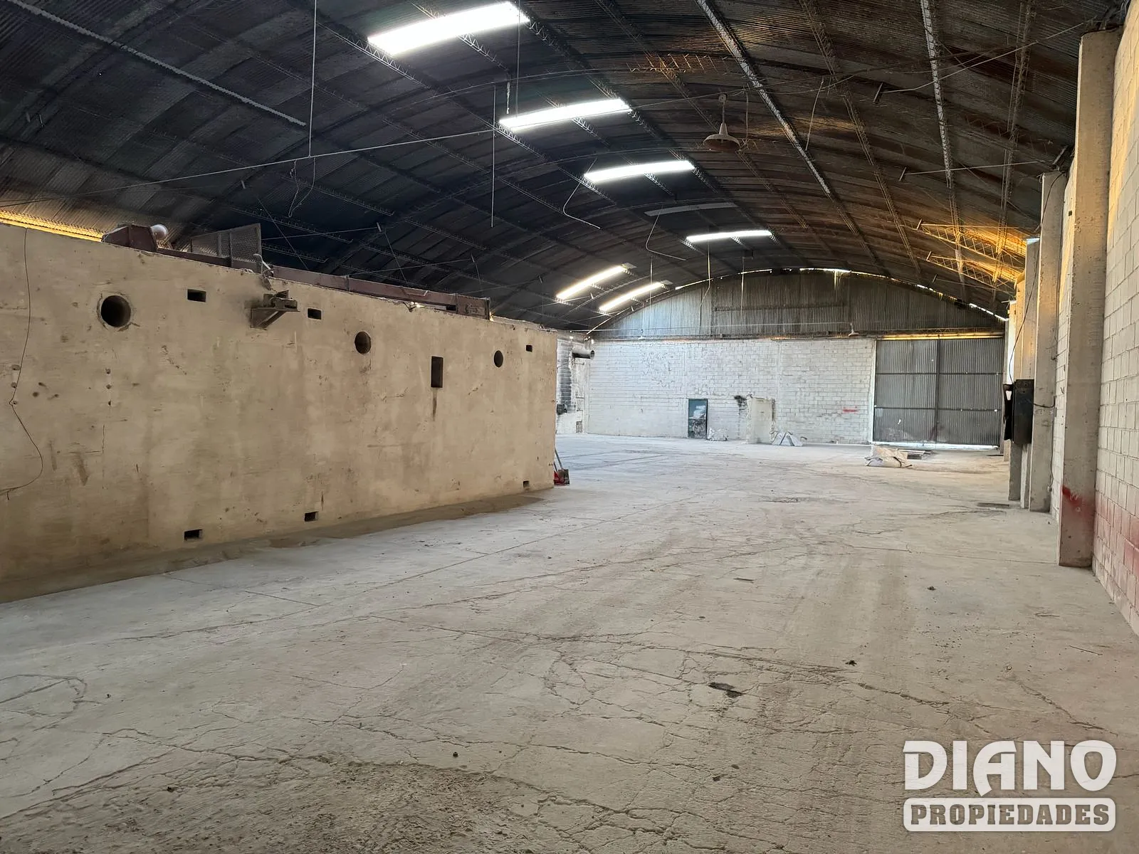 Gran Predio Urbano, 7 hectáreas, ideal Logística e industria. Minas, Lavalleja