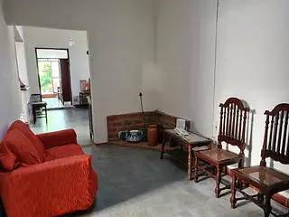 Zona UTEC, amplia casa con garaje y fondo