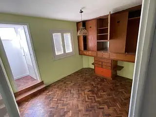 Casa sobre 18 de Julio, pleno centro