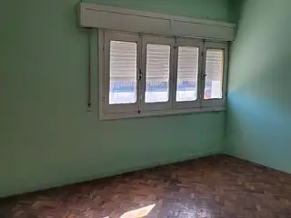 Casa sobre 18 de Julio, pleno centro