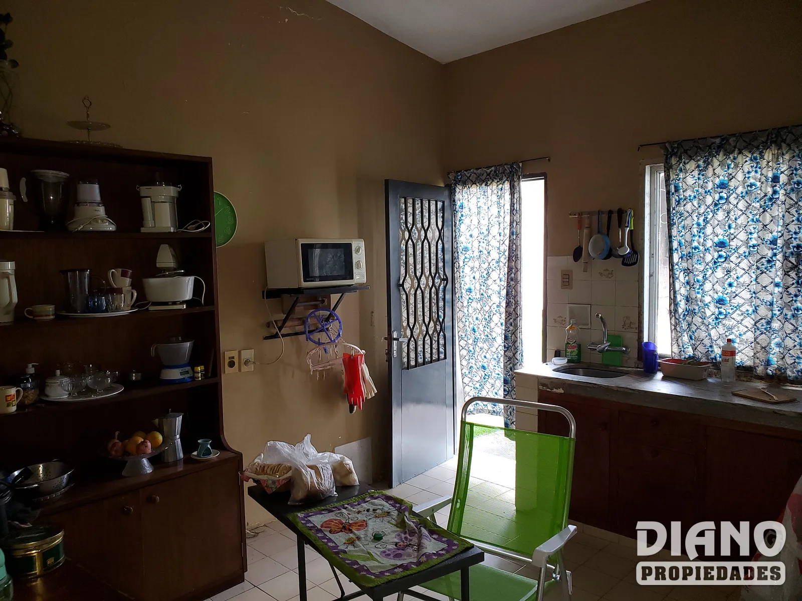 Casa, Zona Hospital.