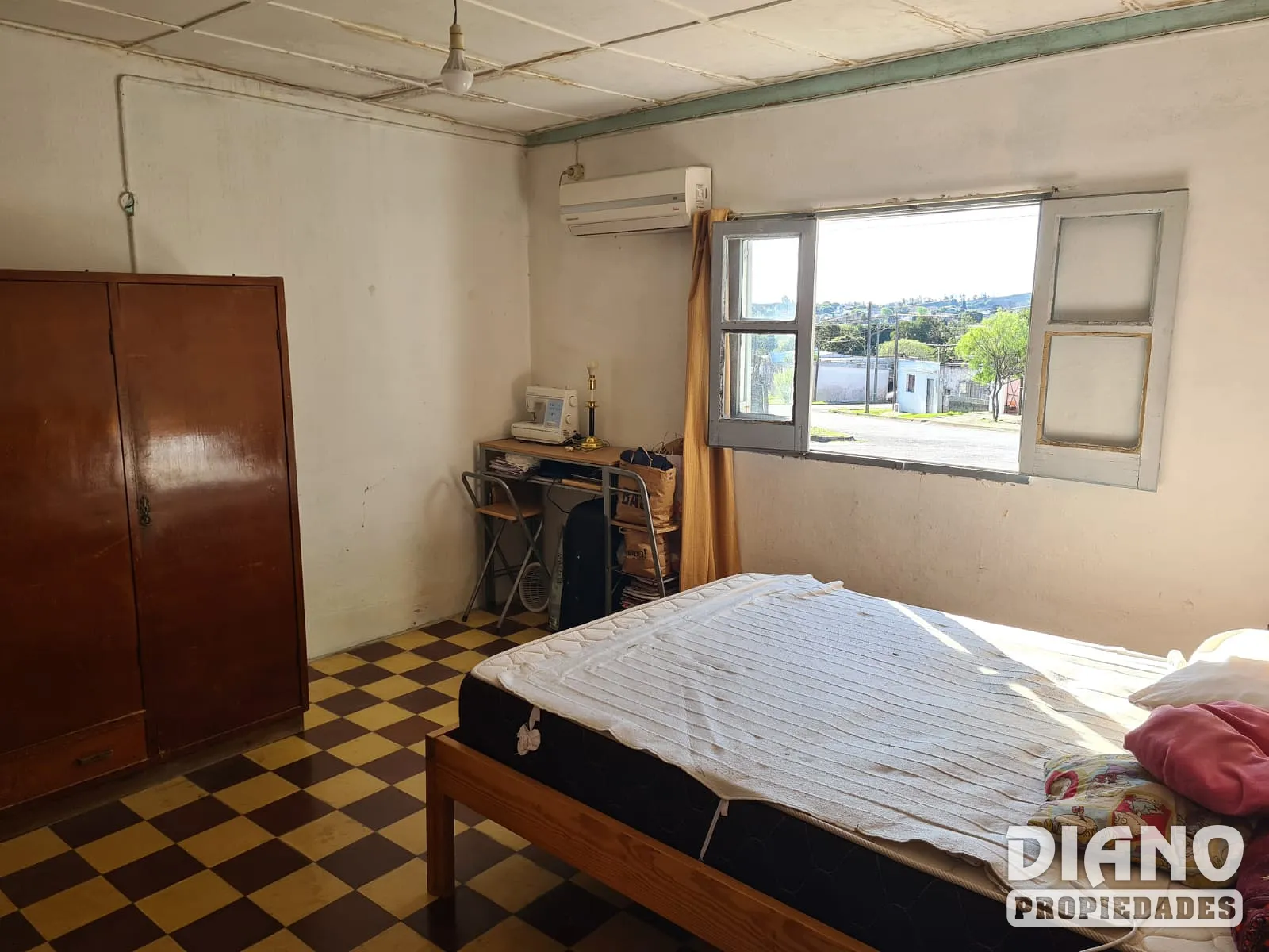Av, Instrucciones, casa y apartamento con entrada independiente