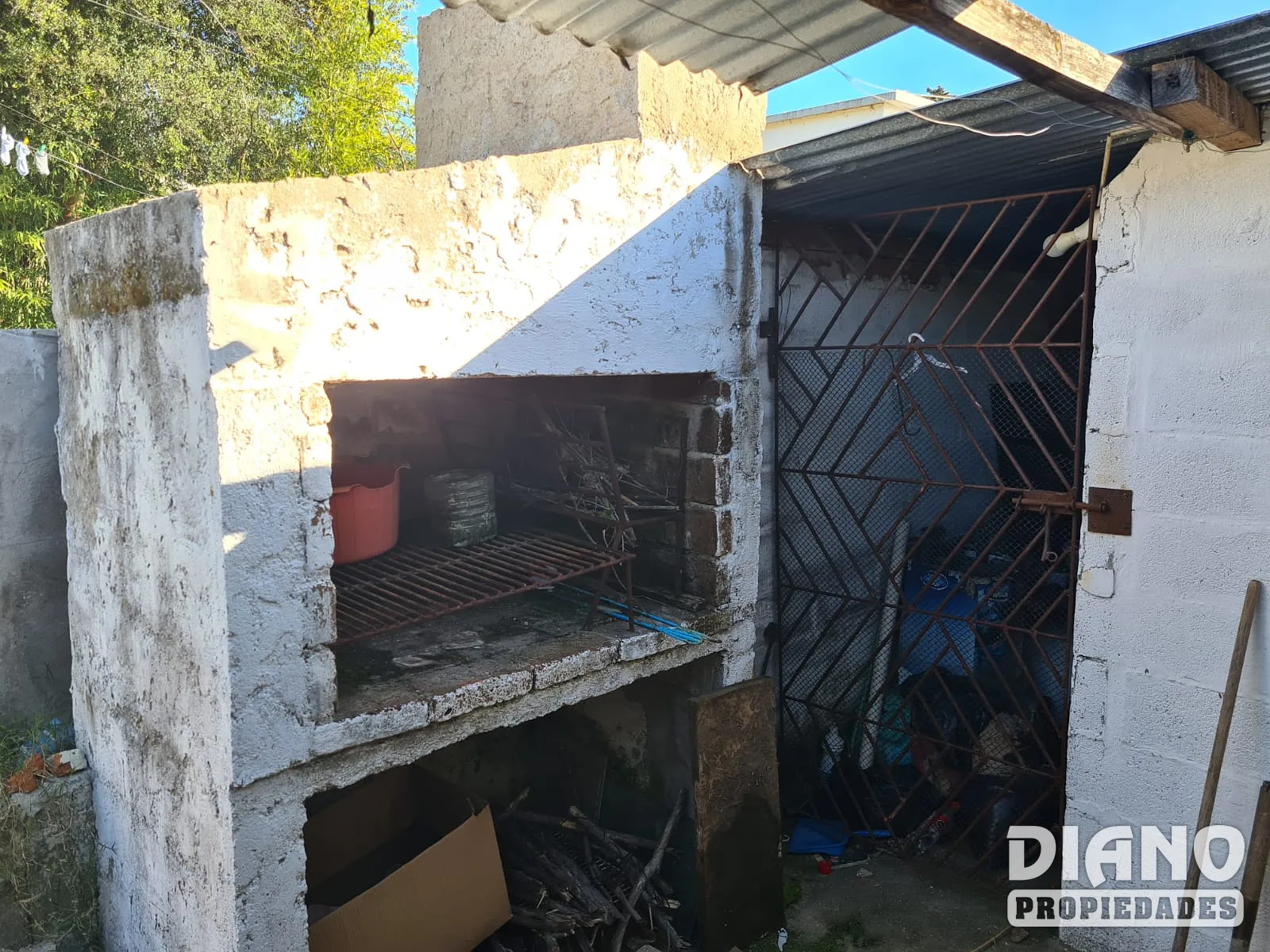 Av, Instrucciones, casa y apartamento con entrada independiente