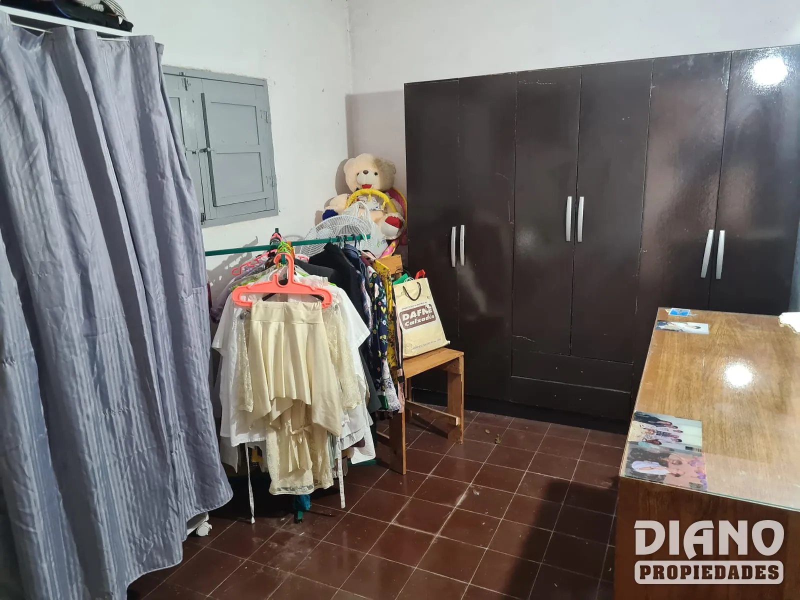Av, Instrucciones, casa y apartamento con entrada independiente