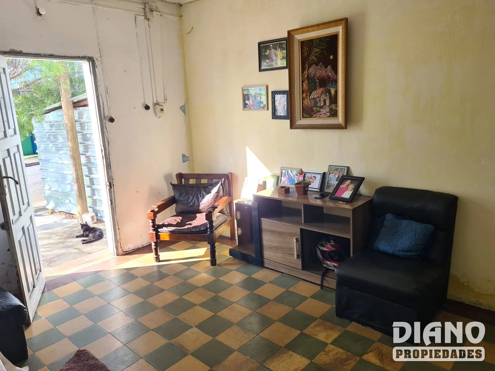 Av, Instrucciones, casa y apartamento con entrada independiente