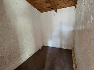 Barrio Cerro Artigas, amplio terreno, generando renta.