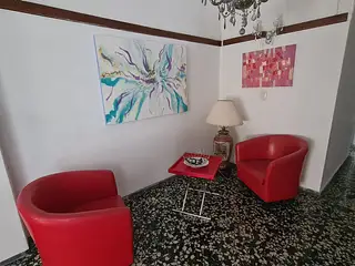 Calle 18 de julio, amplia casa, excelentes condiciones
